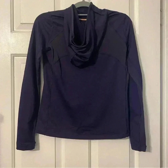 Nike Pro‎ Hyper Warm Girls Purple XL Pullover Sweatshirt Hoodie - Picture 2 of 3